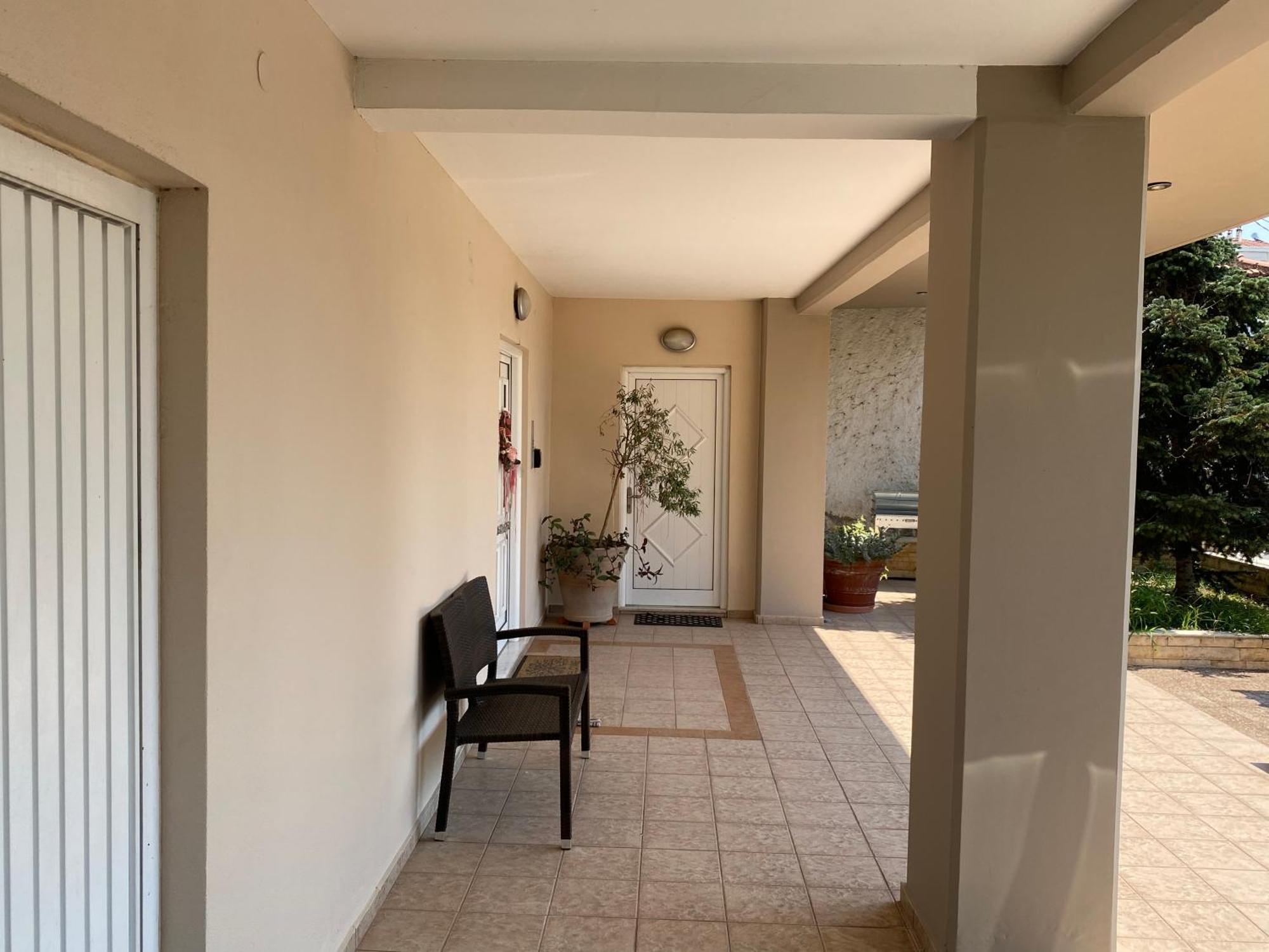 Cozy & Quiet City Apartment Trikala  Bagian luar foto