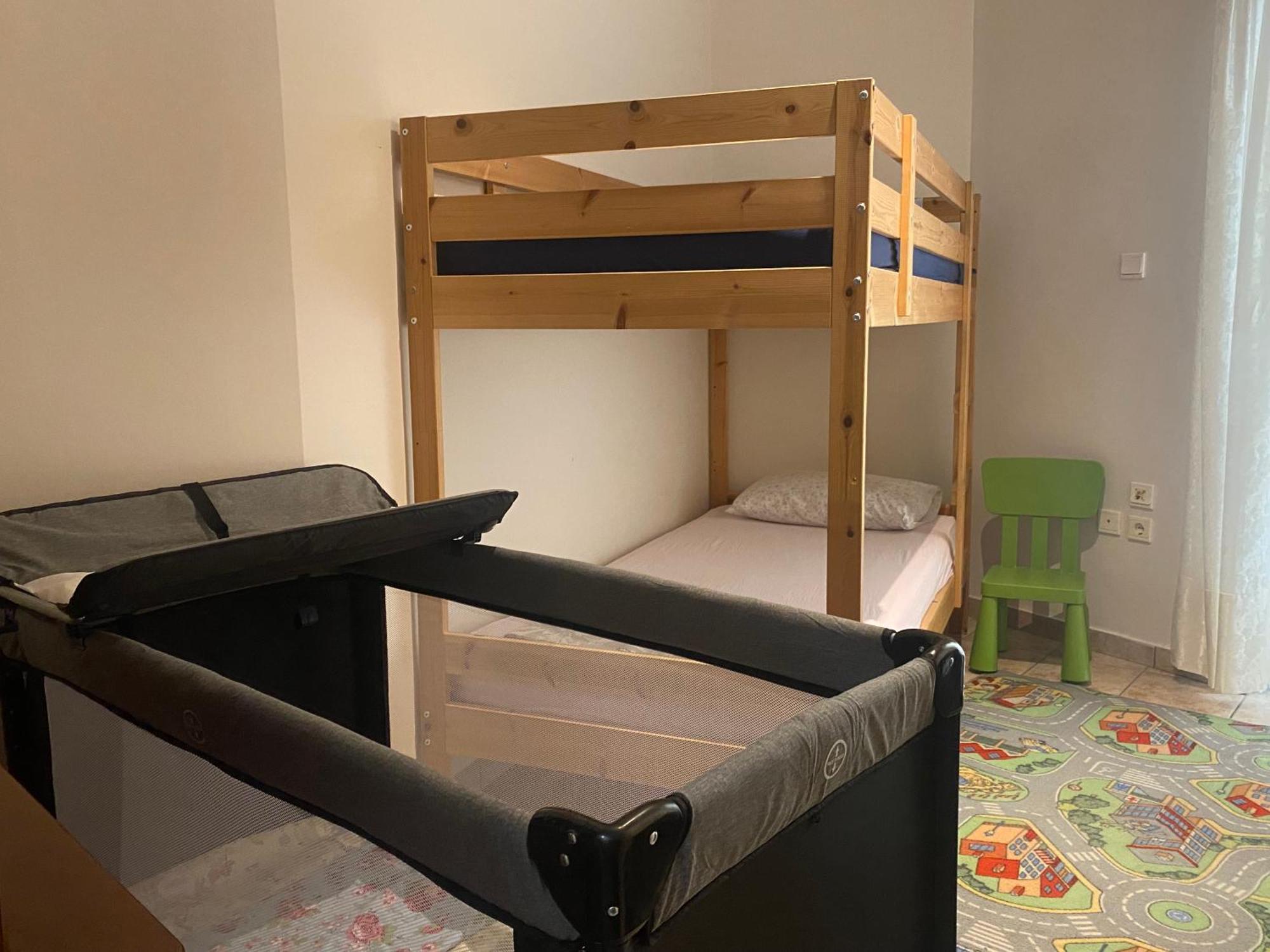 Cozy & Quiet City Apartment Trikala  Bagian luar foto